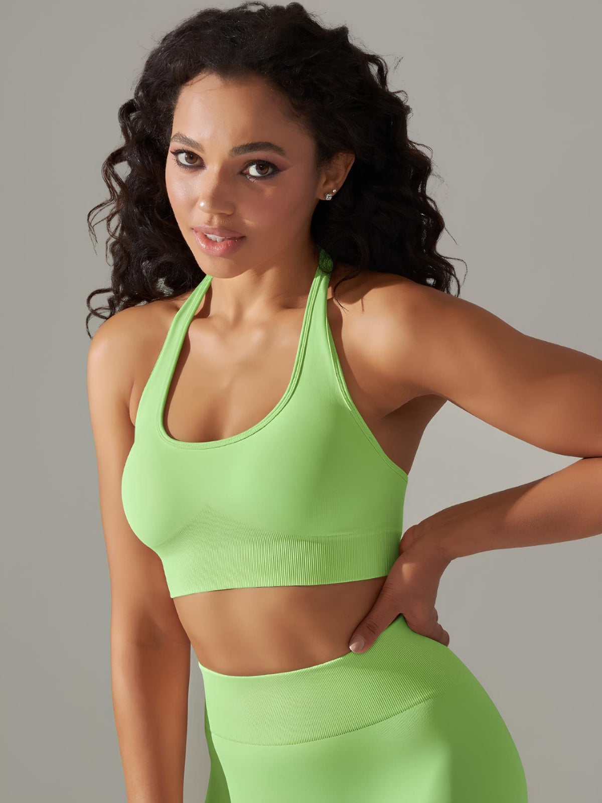 Top Fitness Feminino Verde Claro Com Costas Nua Rise